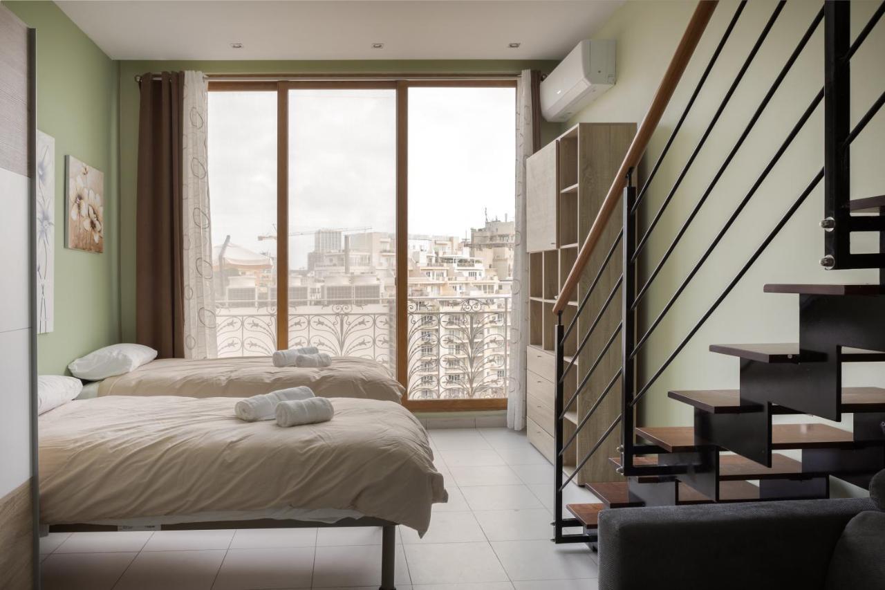 Entire Luxury Sliema Townhouse Steps From Beach Kültér fotó